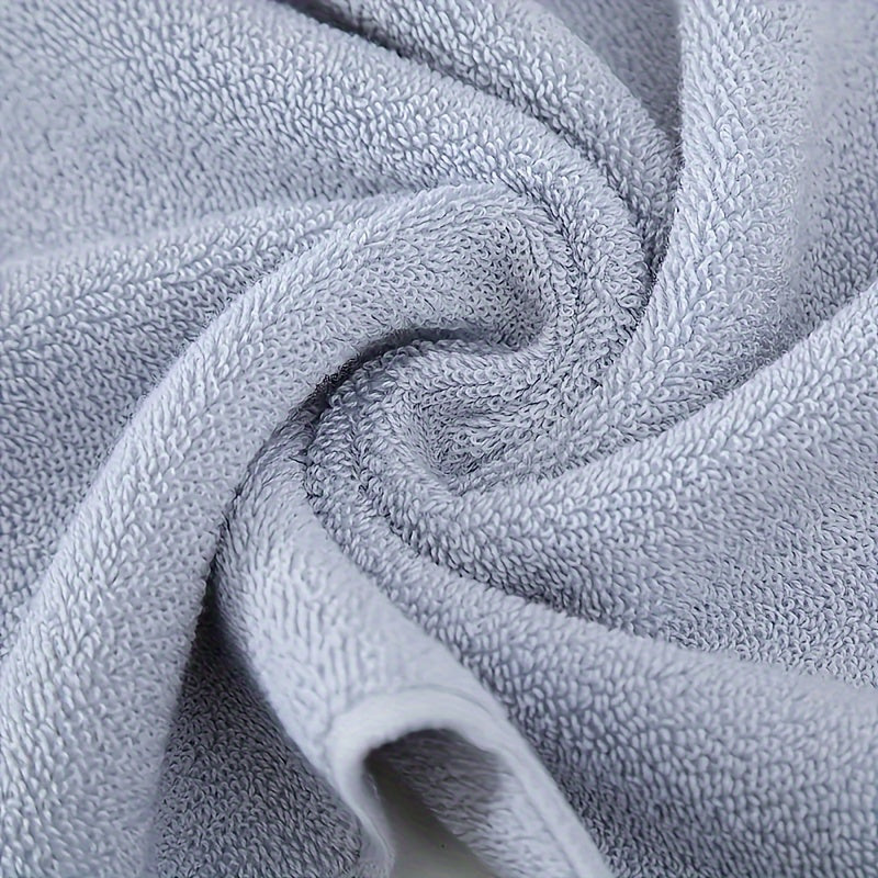 RoyalCotton – 8pcs Luxury Bath Towel Set with Crown Embroidery